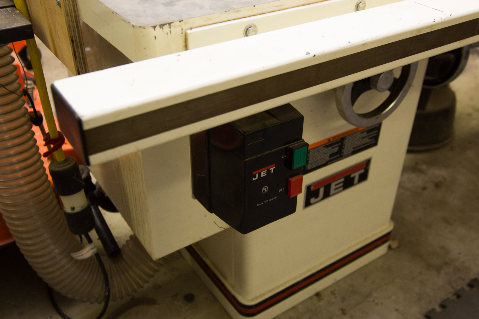 Jet 10-Inch JTAS-10XL-1 Tilting Arbor Saw with Accessories