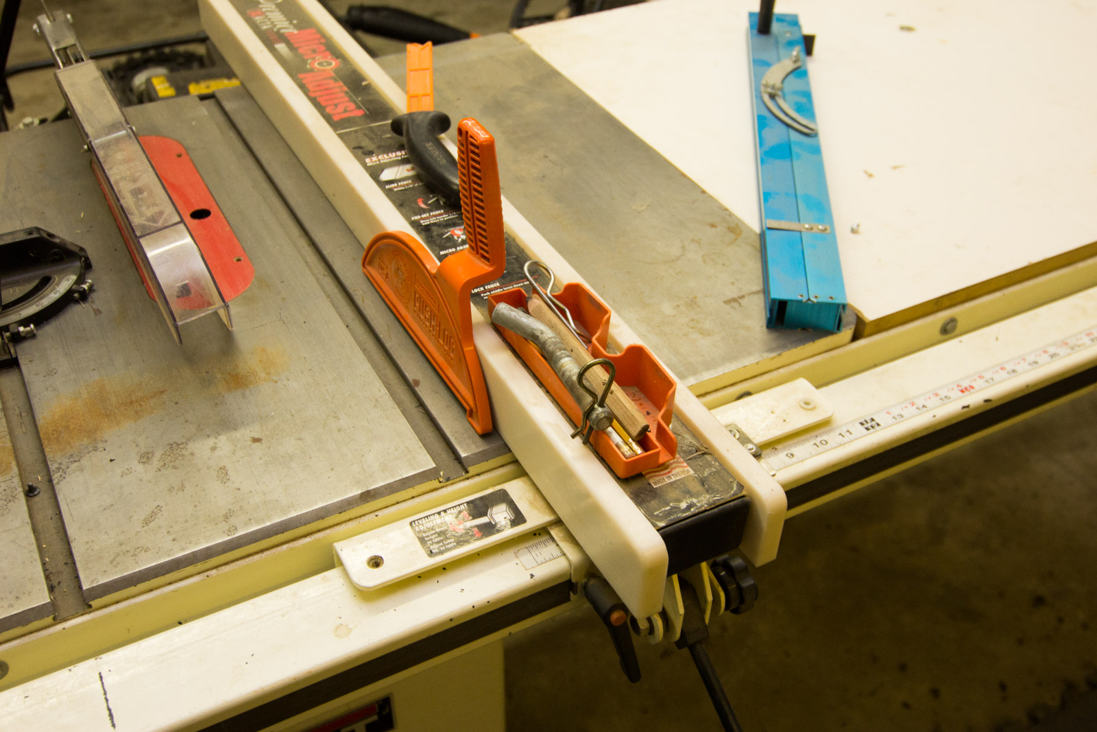 Jet 10-Inch JTAS-10XL-1 Tilting Arbor Saw with Accessories