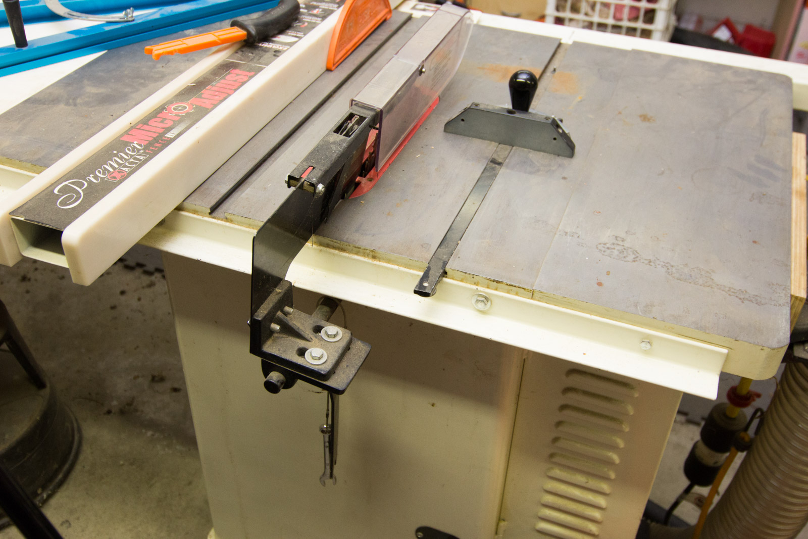 Jet 10-Inch JTAS-10XL-1 Tilting Arbor Saw with Accessories