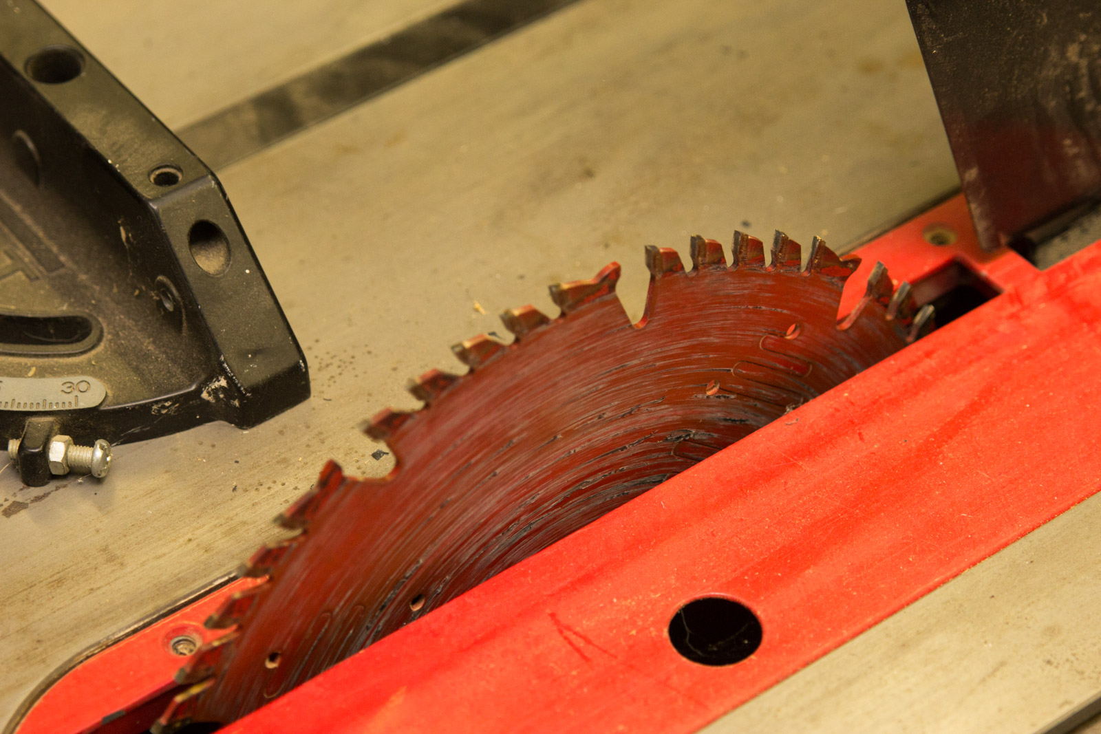 Jet 10-Inch JTAS-10XL-1 Tilting Arbor Saw with Accessories