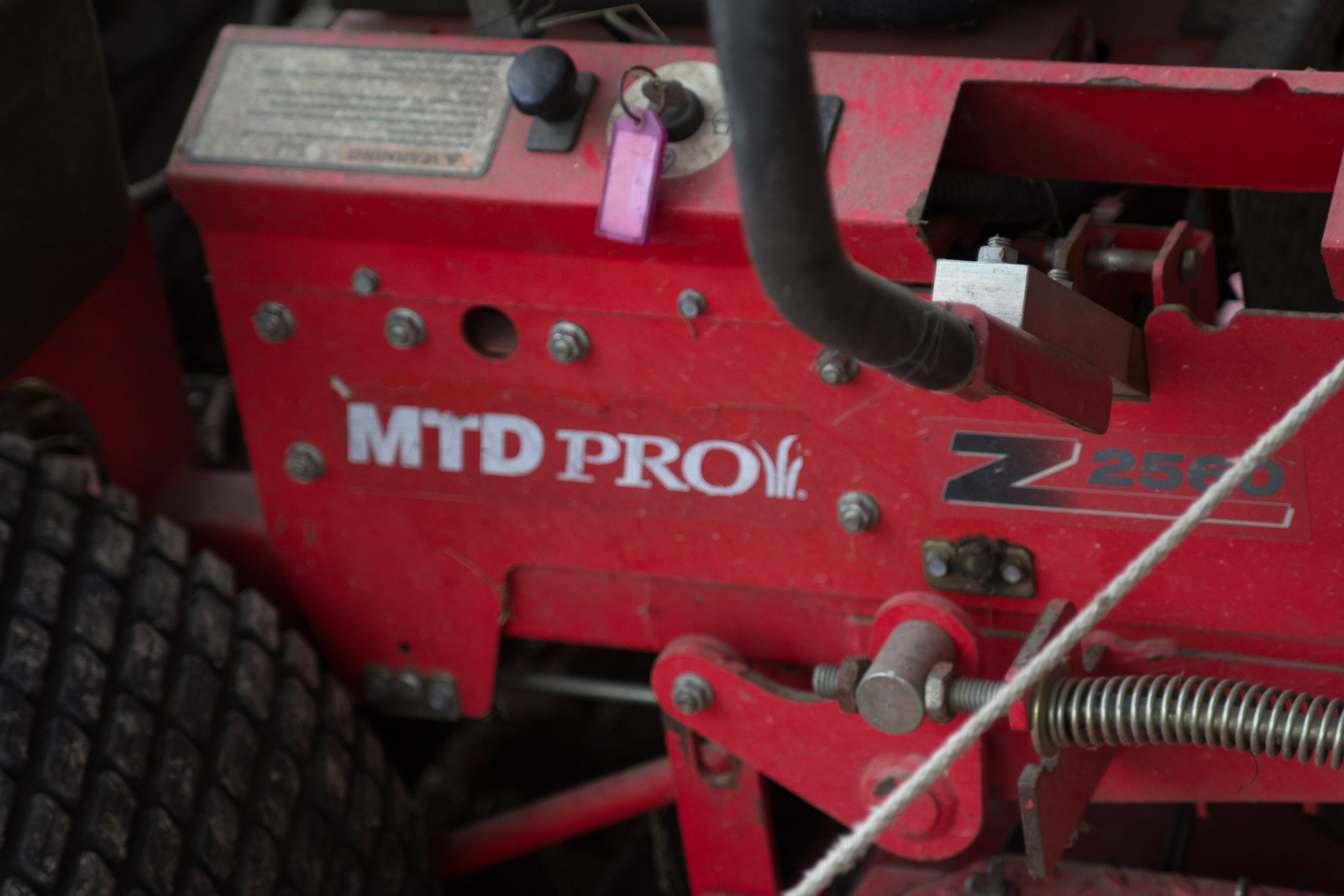 MTD Pro Z2560 Zero Turn Mower