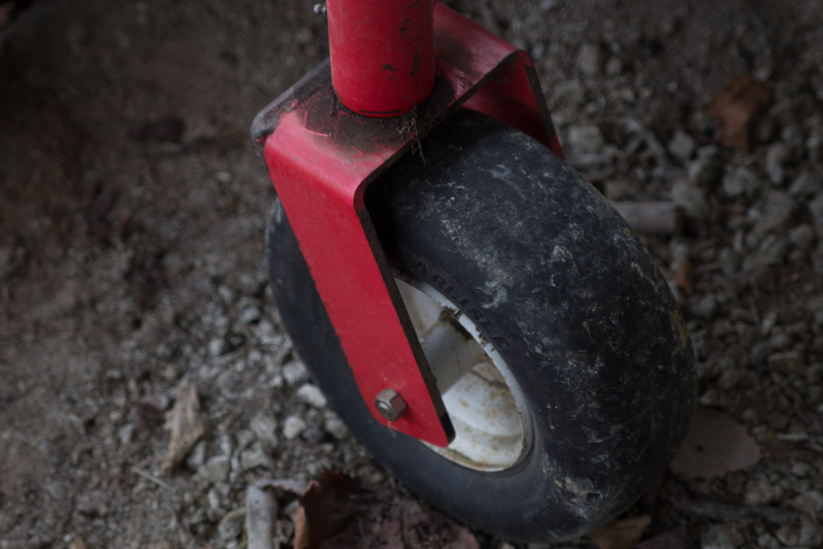 MTD Pro Z2560 Zero Turn Mower