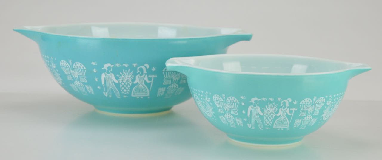 Pyrex "Amish Butterprint" Kitchen Bowls