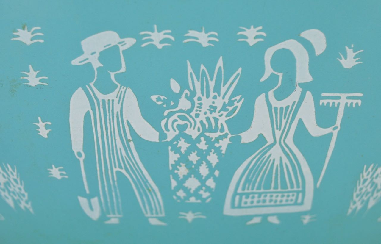 Pyrex "Amish Butterprint" Kitchen Bowls