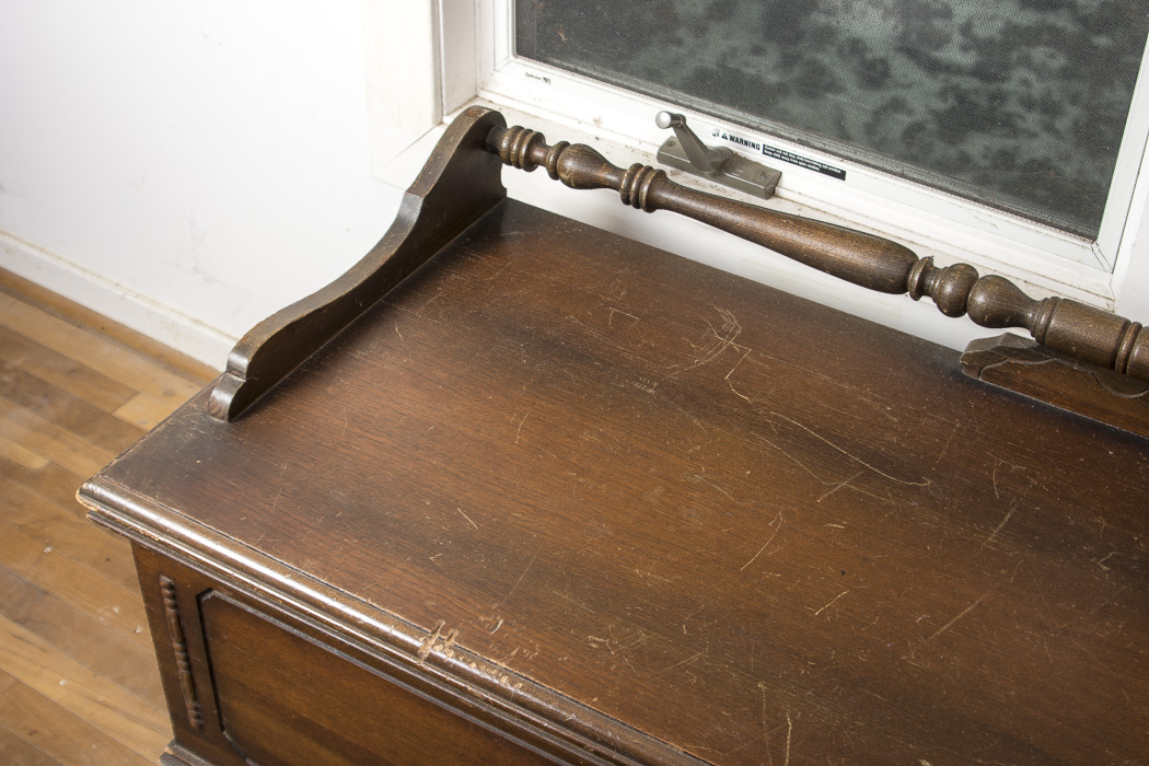 Vintage Lane Cedar-Lined Wood Chest