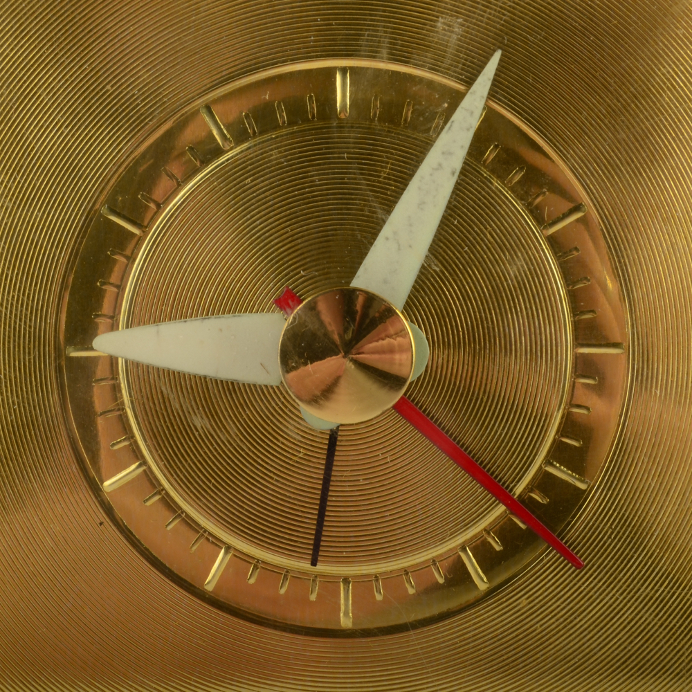 Vintage Bulova Clock Radio