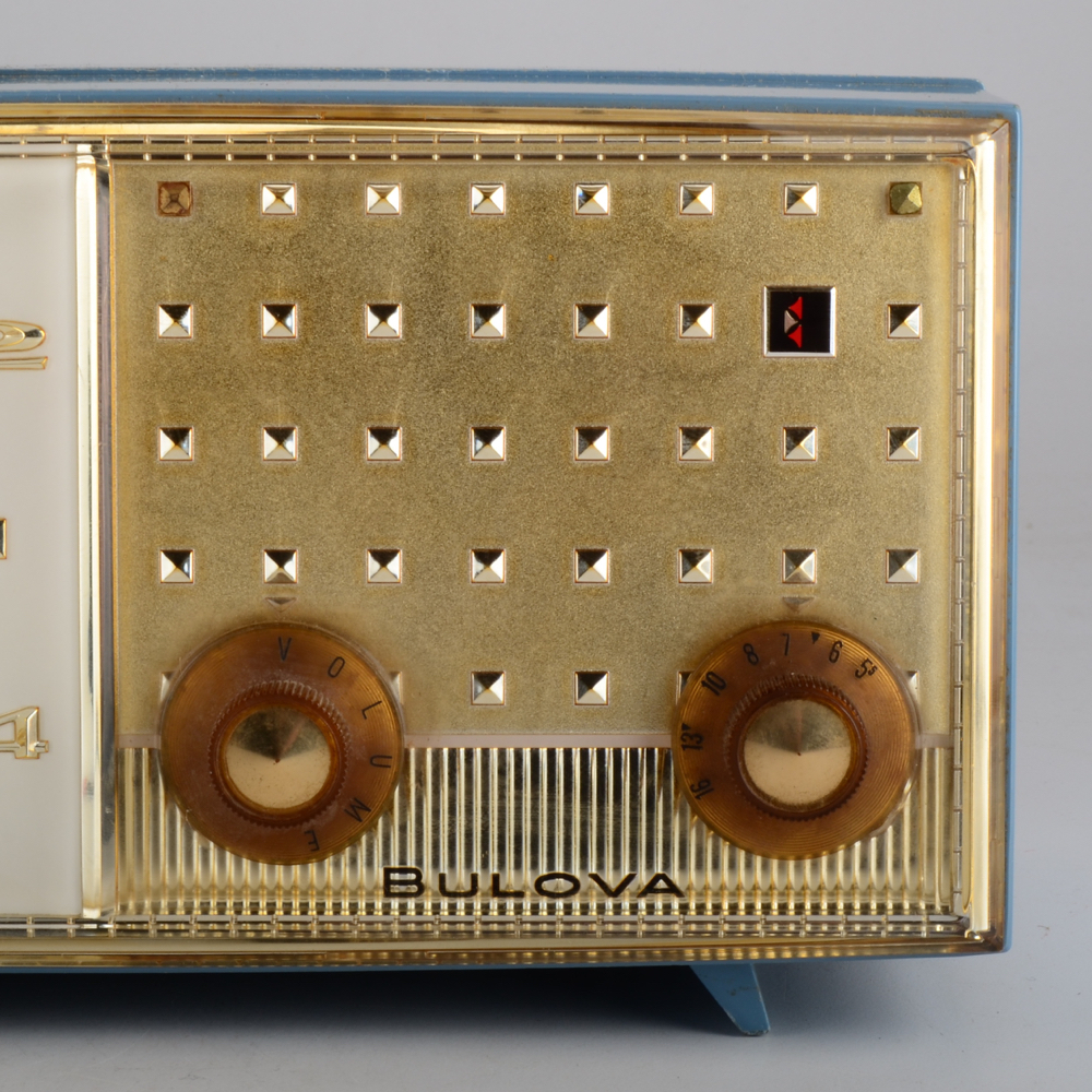 Vintage Bulova Clock Radio