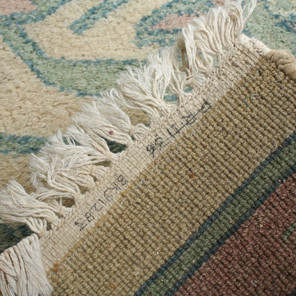 Hand Knotted Arts and Crafts Style Wool Area Rug