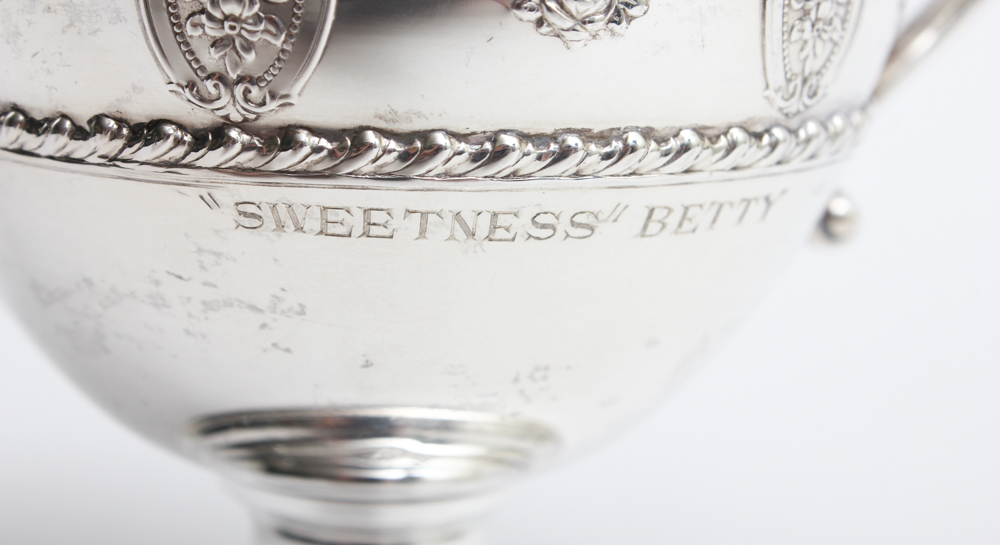 Wallace Sterling Silver "Rose Point" Sugar Bowl