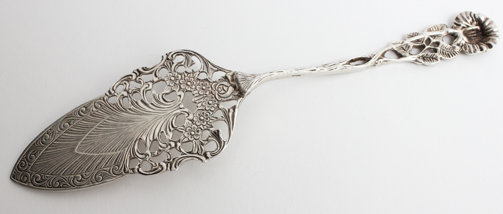 Sterling Rose Pie Server with Six 800 Silver Spoons