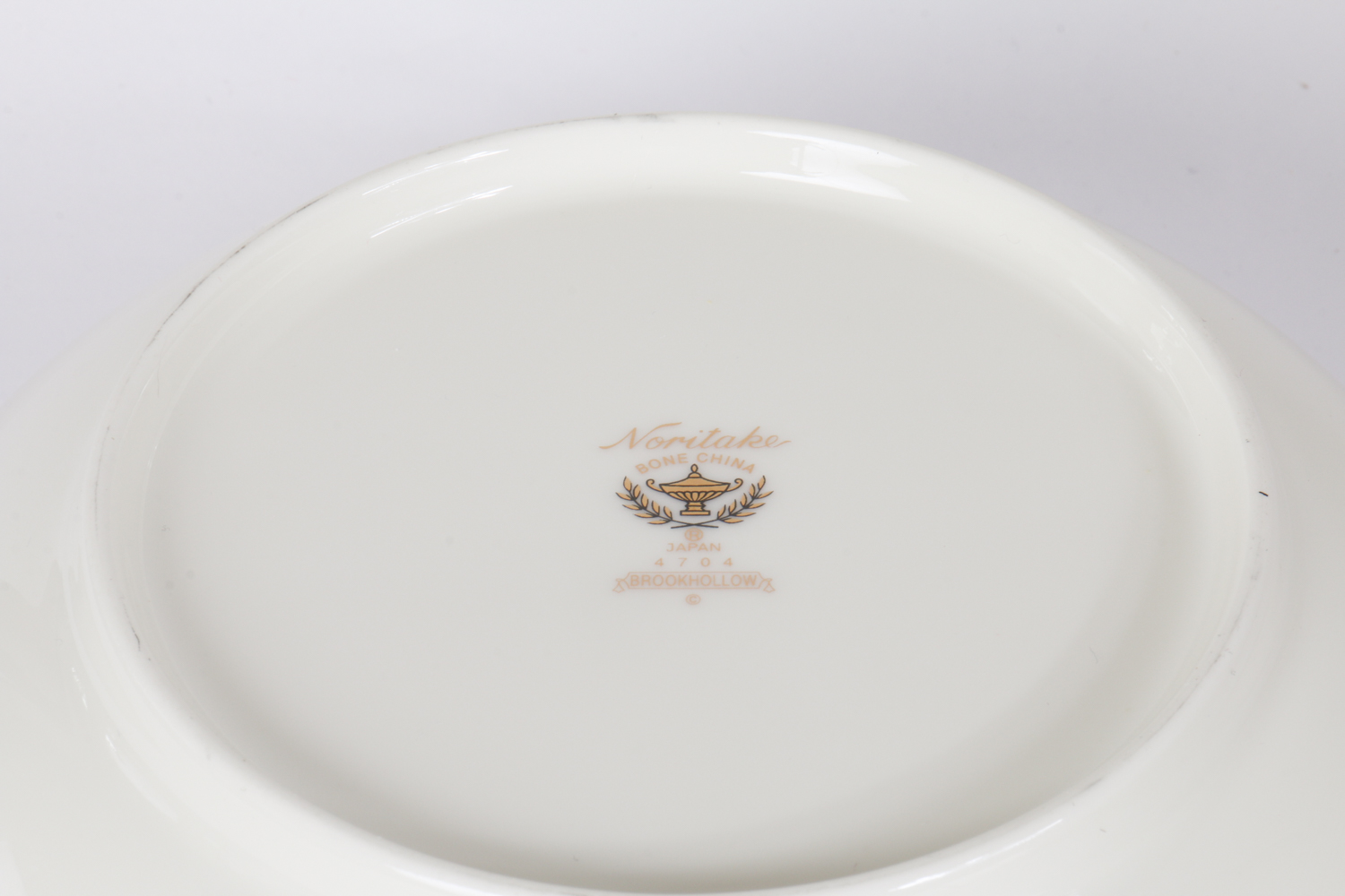 Noritake Brookhollow Bone China for Eight and Accessories