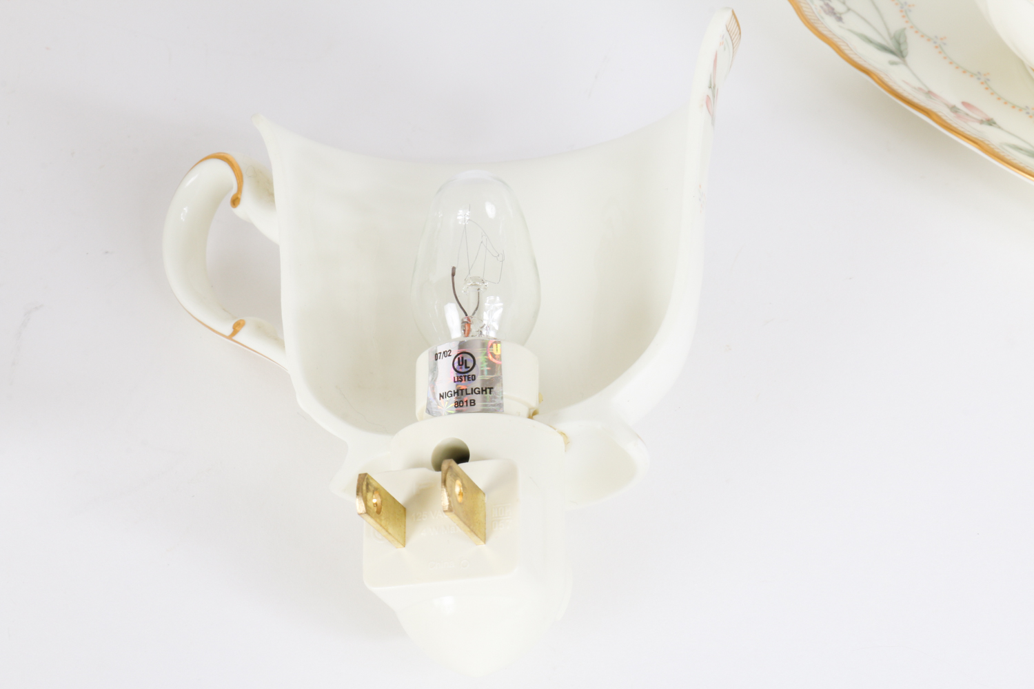 Noritake Brookhollow Bone China for Eight and Accessories