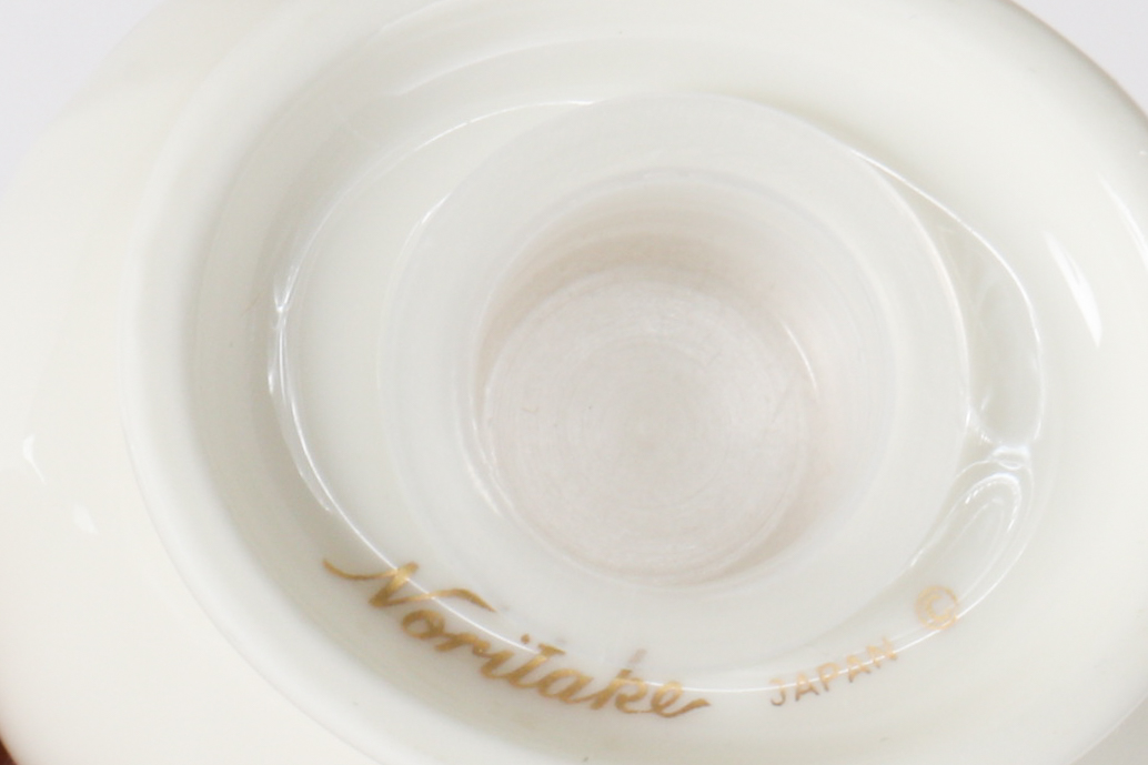 Noritake Brookhollow Bone China for Eight and Accessories