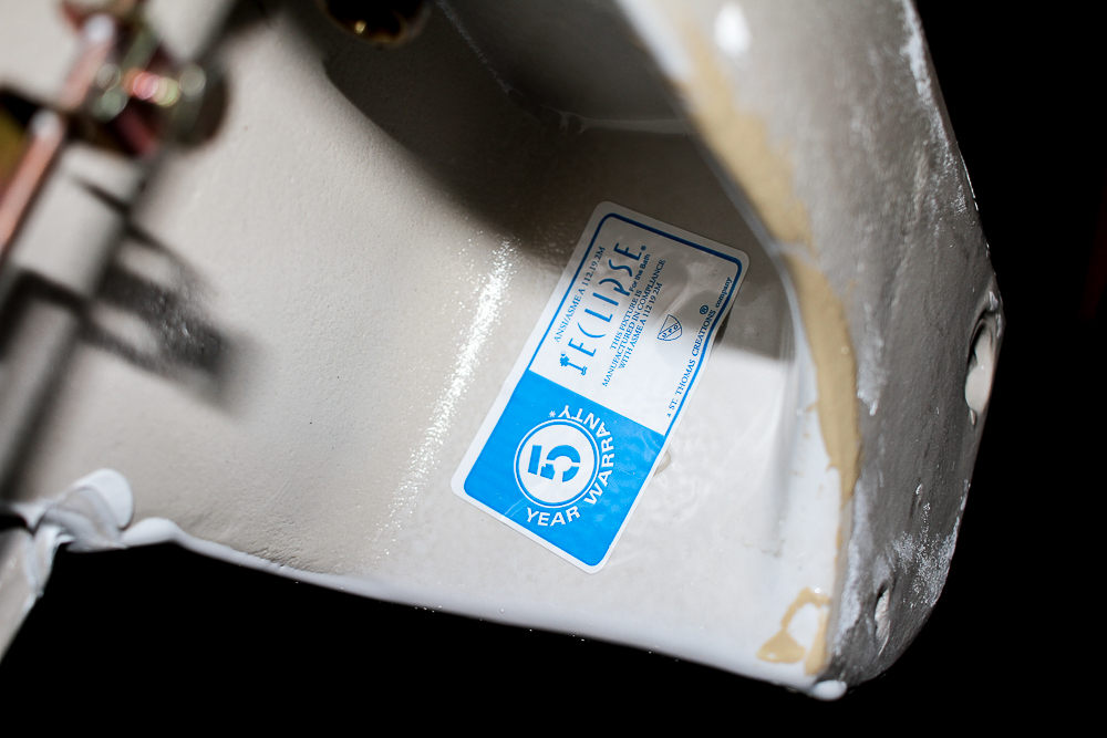 St. Thomas Creations "Eclipse" Pedestal Sink and Faucet