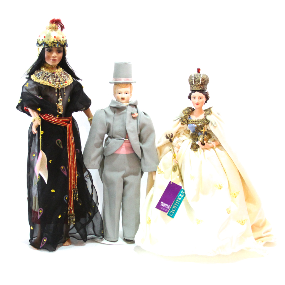 Porcelain Dolls Including "Nefertiti" by Kathleen Hill