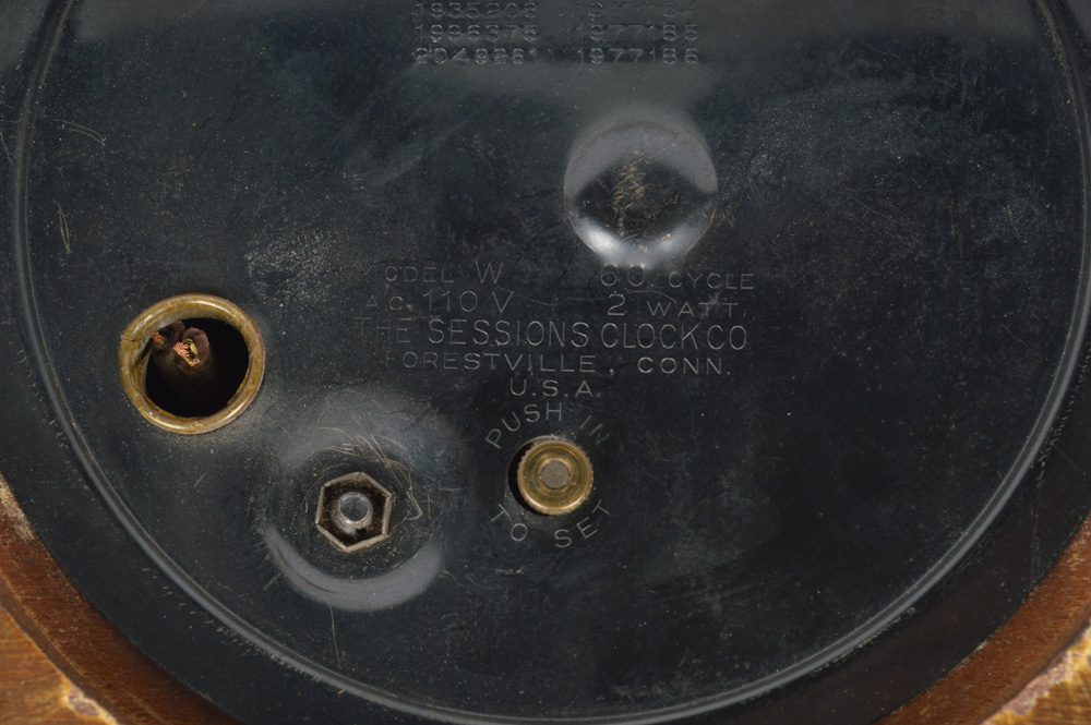 Vintage Sessions Mantel Clock