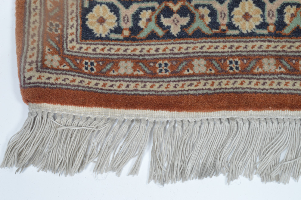 Hand Knotted Pakistani-Persian Tabriz Rug