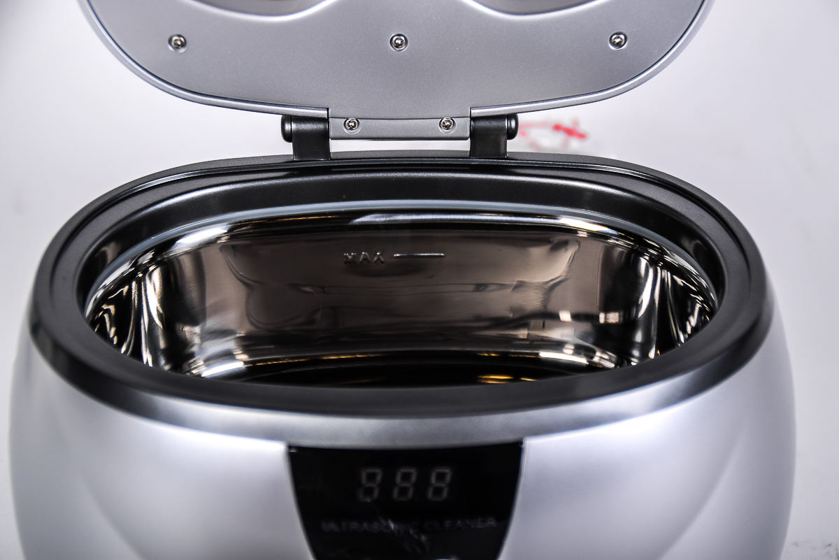 Brookstone Jewelry Cleaner