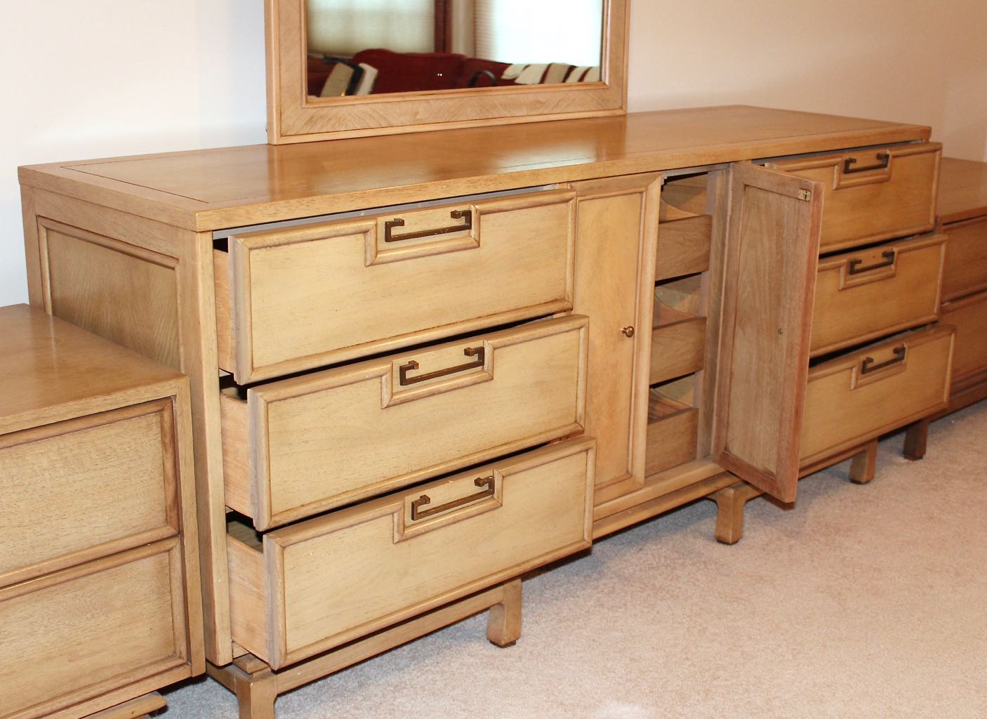 Mid Century Modern American of Martinsville Dresser with Mirror