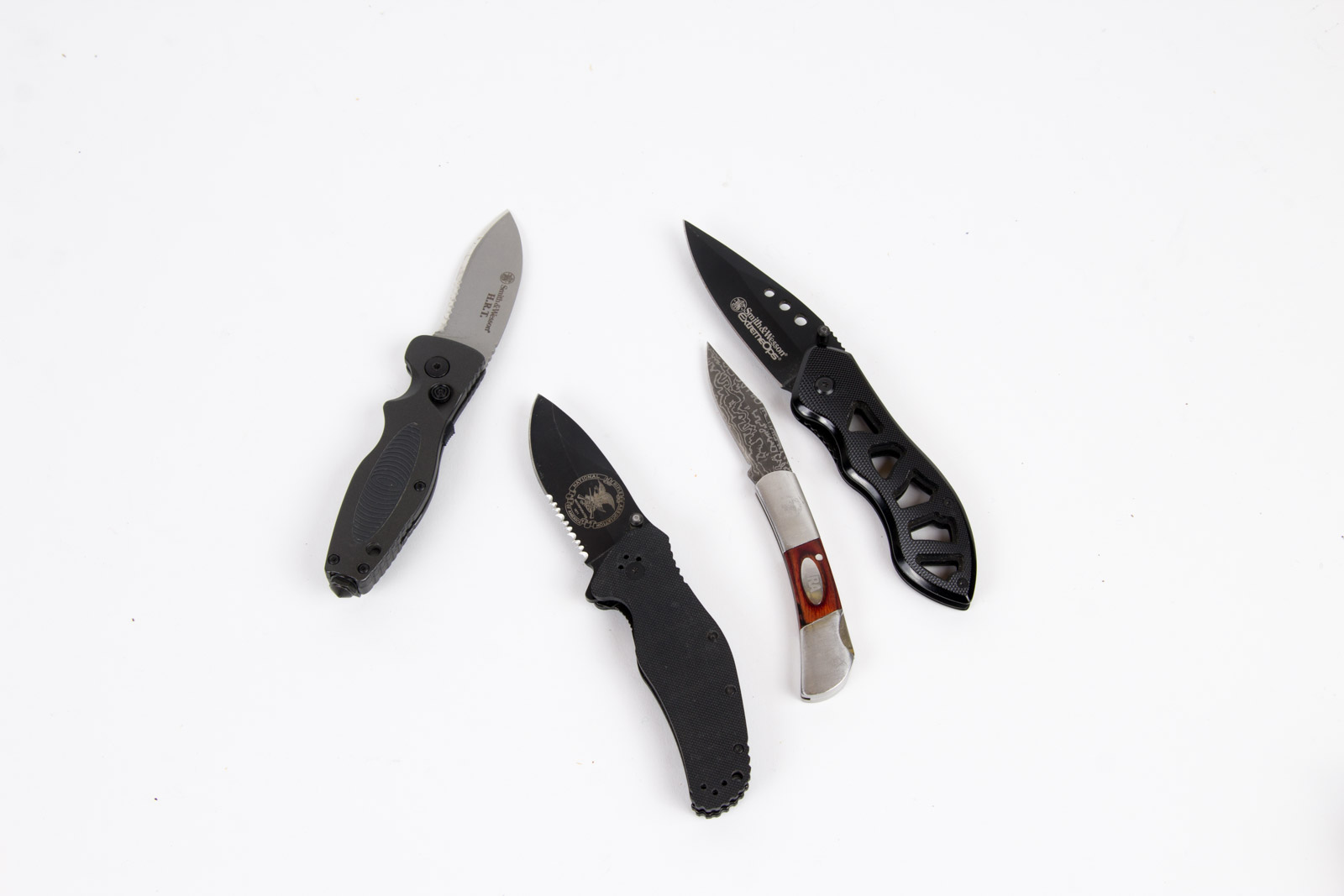 Smith & Wesson and NRA Pocket Knife Set