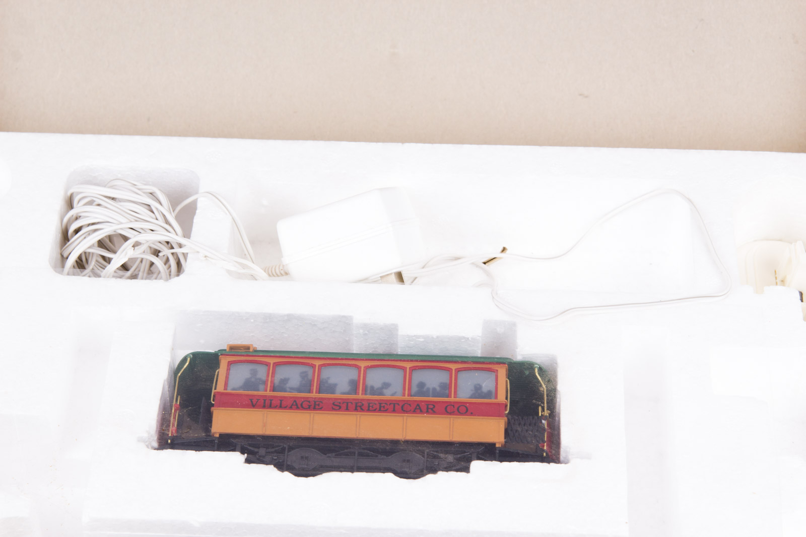 Department 56 Village Streetcar Set