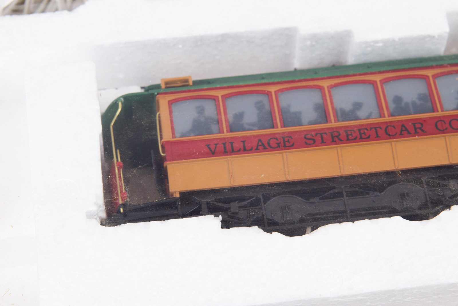 Department 56 Village Streetcar Set