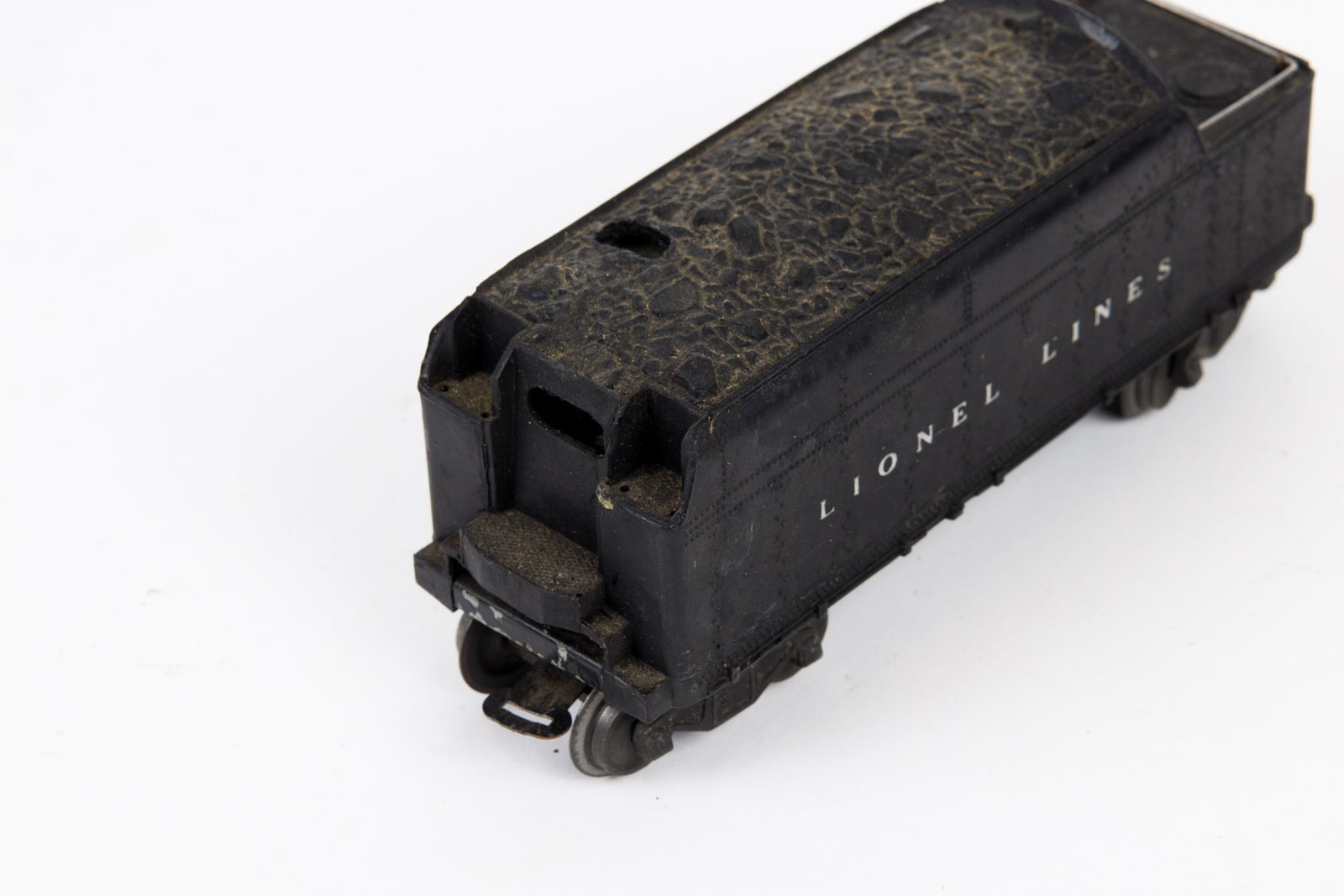 Vintage Lionel #2025 Steam Engine and #2466WX Tender Car