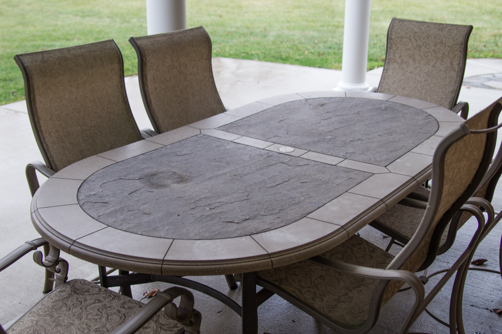 Tropitone Patio Furniture Set