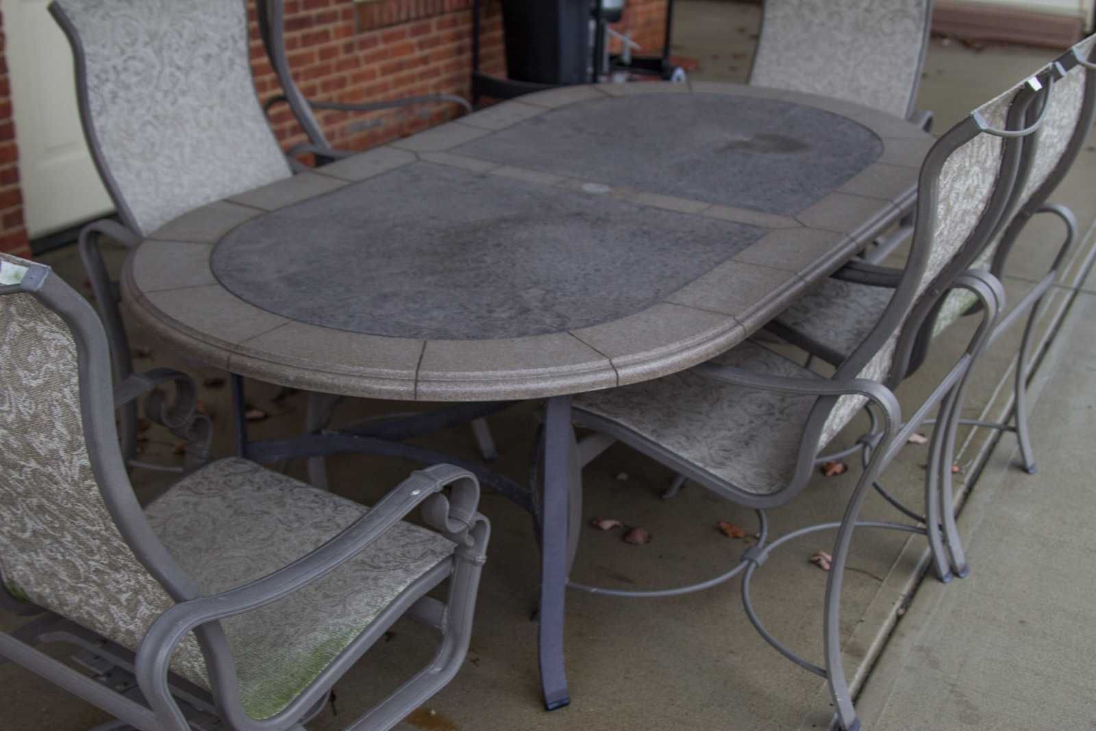 Tropitone Patio Furniture Set