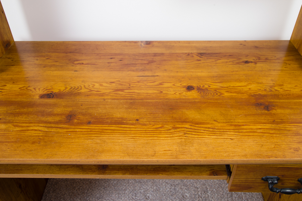 Knotty Pine Computer Office Desk
