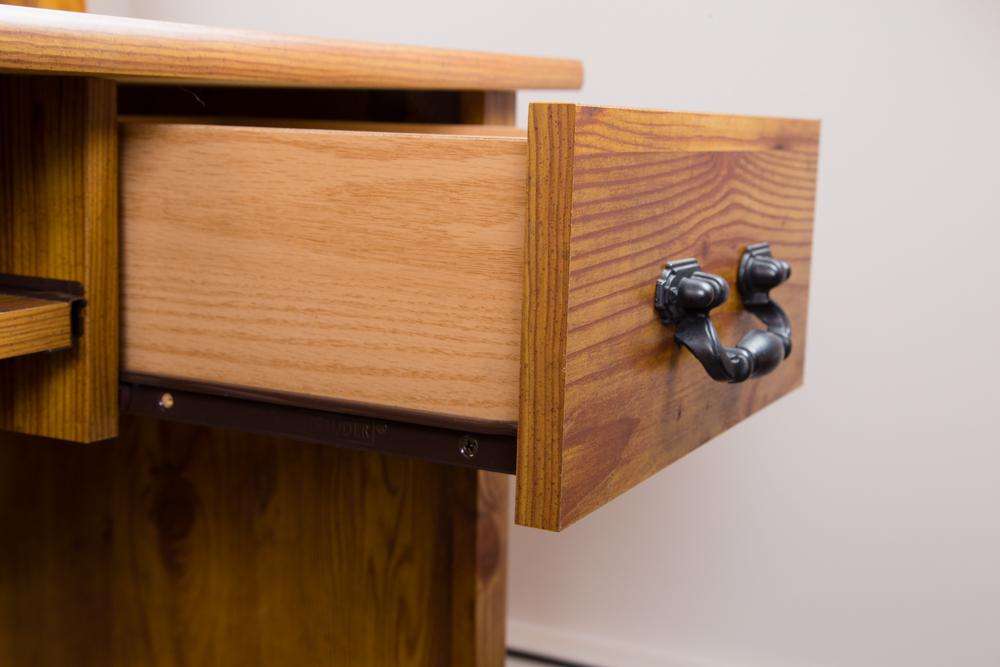 Knotty Pine Computer Office Desk