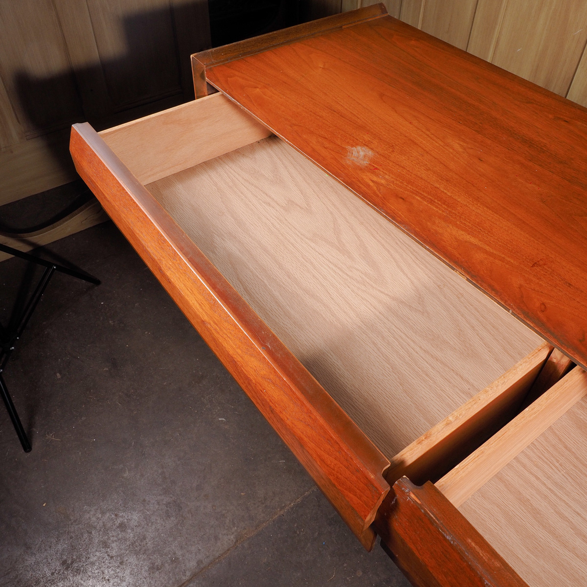 Mid Century Modern Wooden Chest of Drawers By Lane