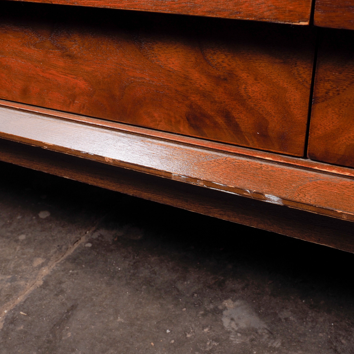 Mid Century Modern Wooden Chest of Drawers By Lane