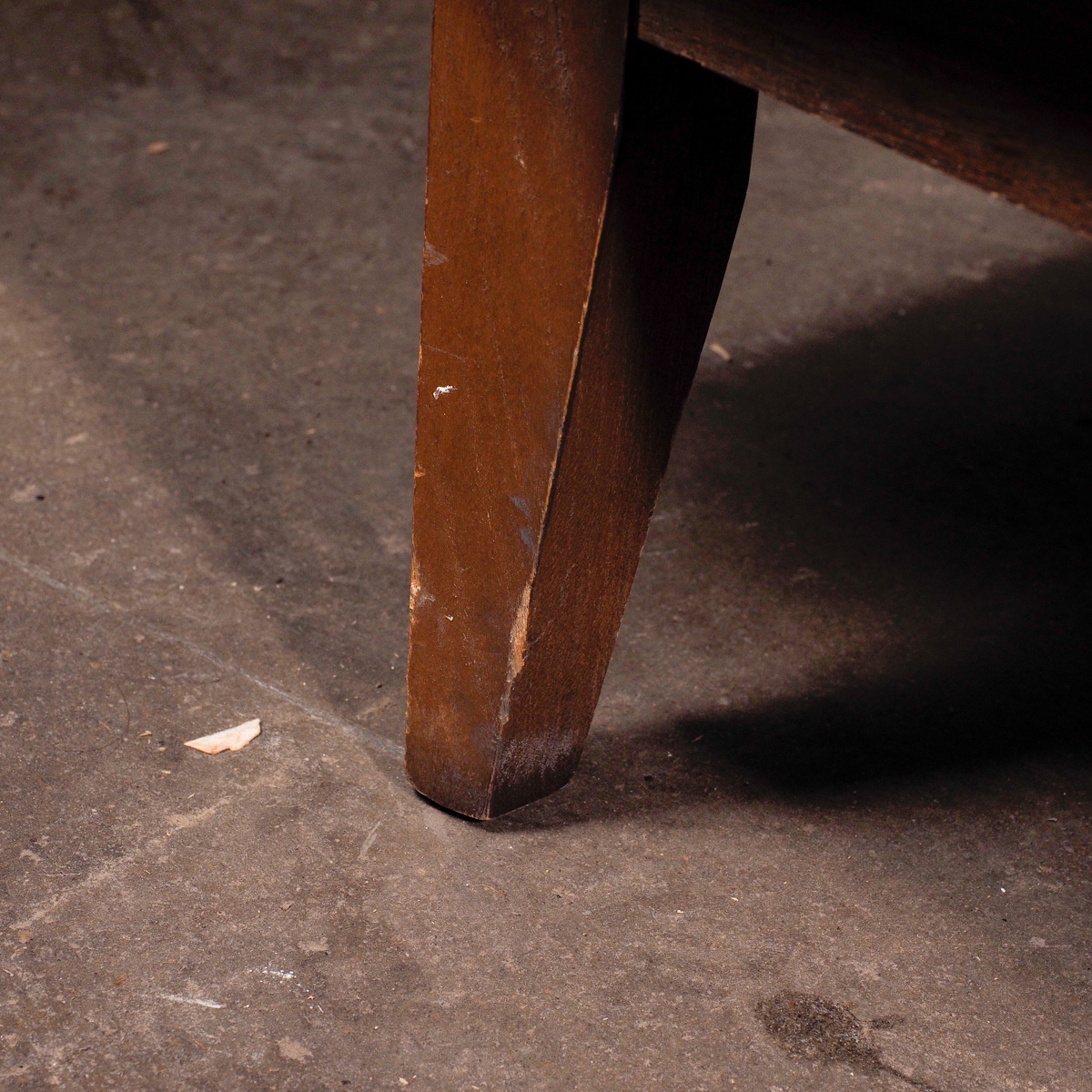 Mid Century Modern Wooden Chest of Drawers By Lane