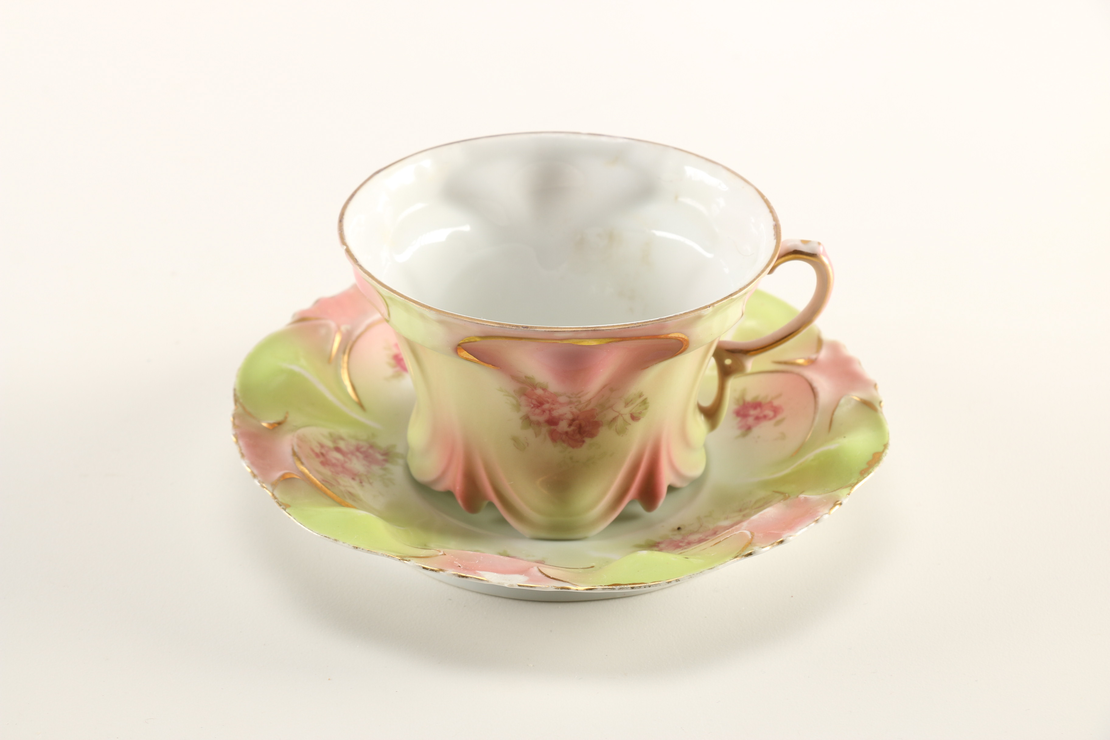 Vintage Rose Motif Dish Assortment