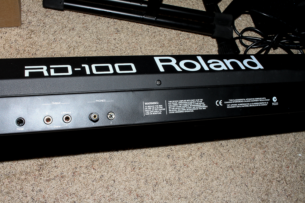 Roland RD-100 Electric Piano with Amplifier, Stand and Stool