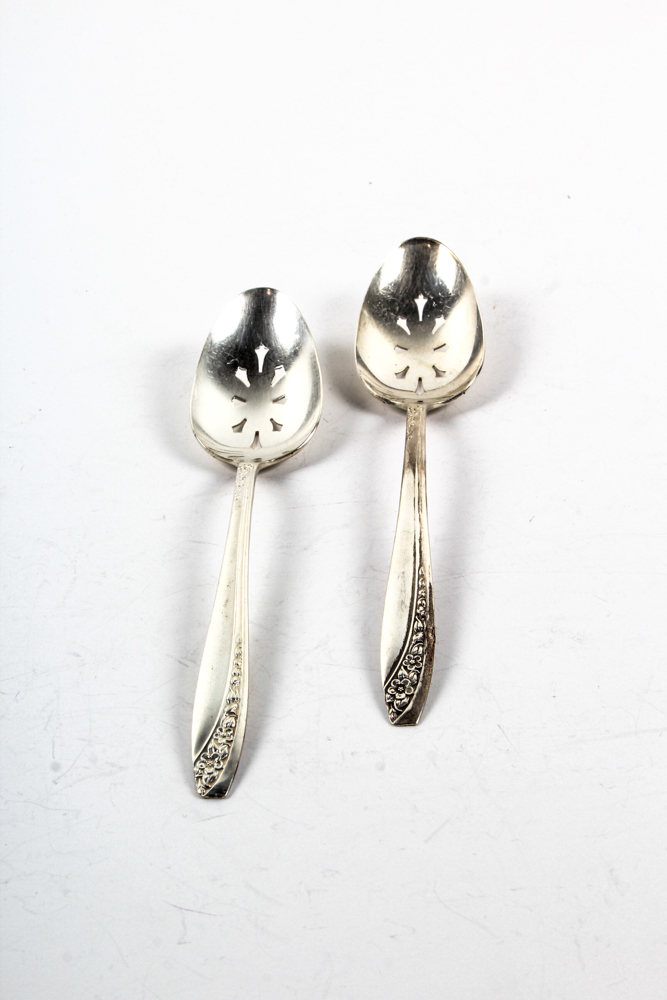 William Rogers "Starlight" Pattern Silver Plate Flatware