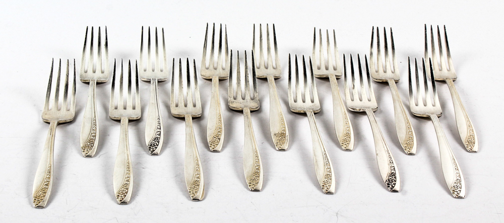 William Rogers "Starlight" Pattern Silver Plate Flatware