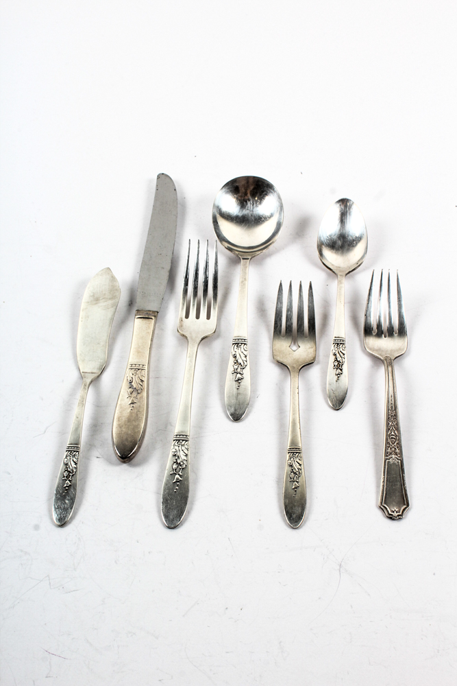Oneida "Presentation" Pattern Silver Plate Flatware