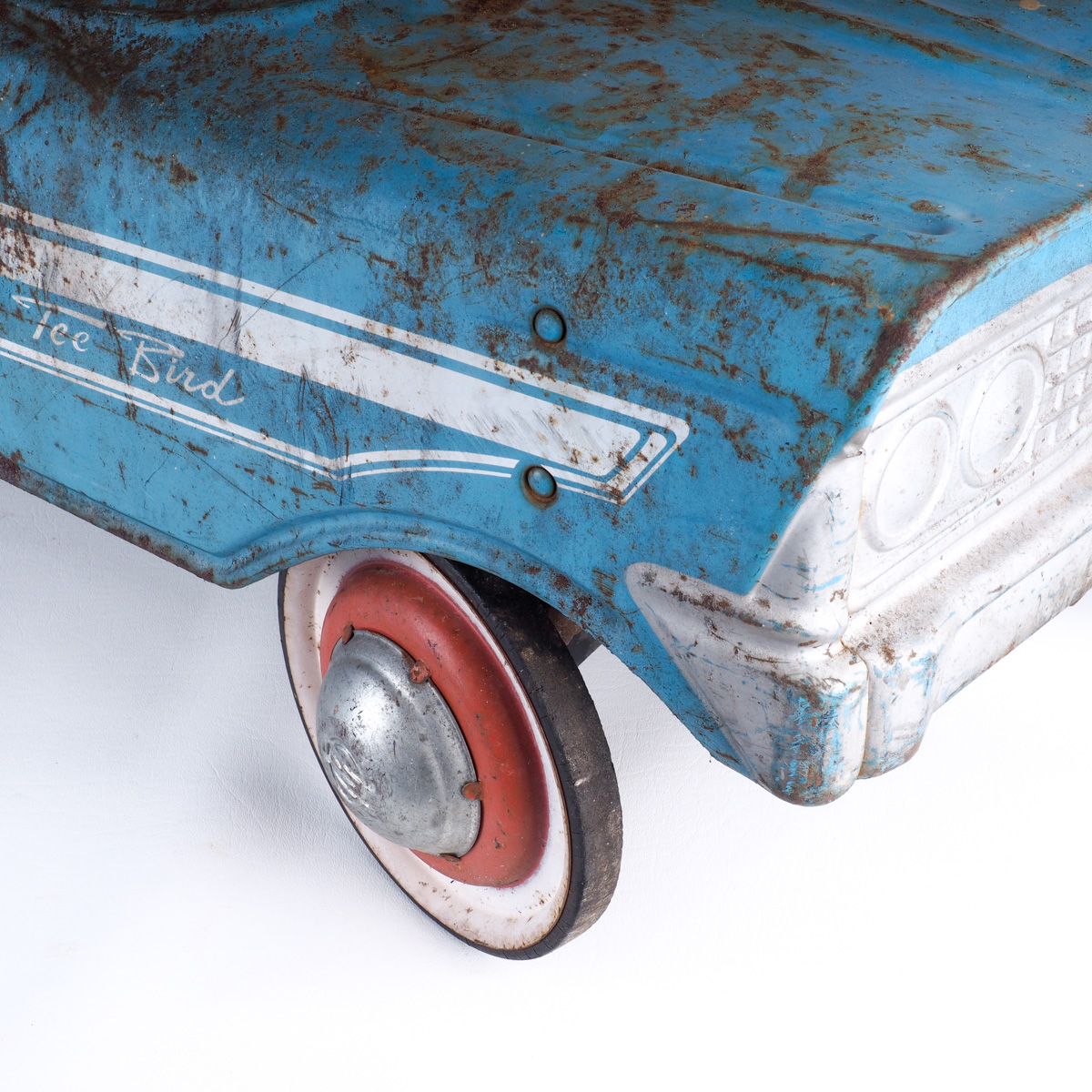 Vintage 1960s Murray Tee Bird Pedal Car