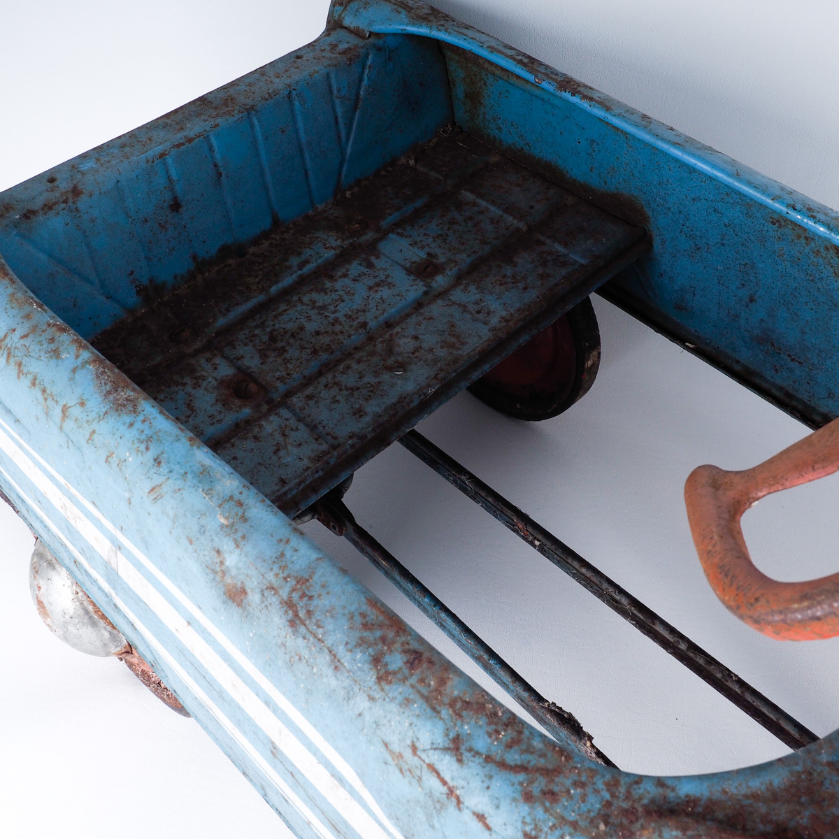 Vintage 1960s Murray Tee Bird Pedal Car