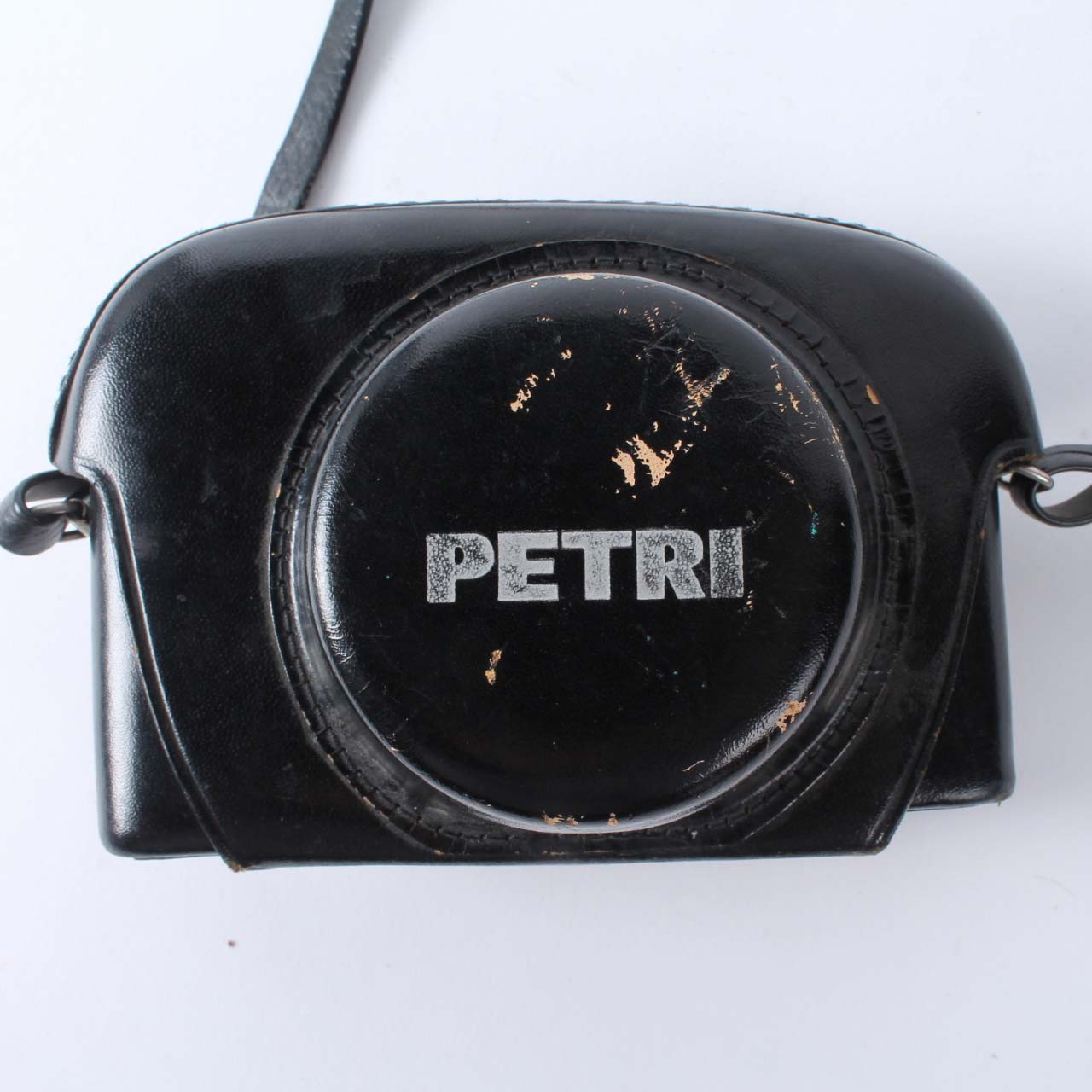 Circa 1950s 35mm Still Cameras Featuring Akarette II