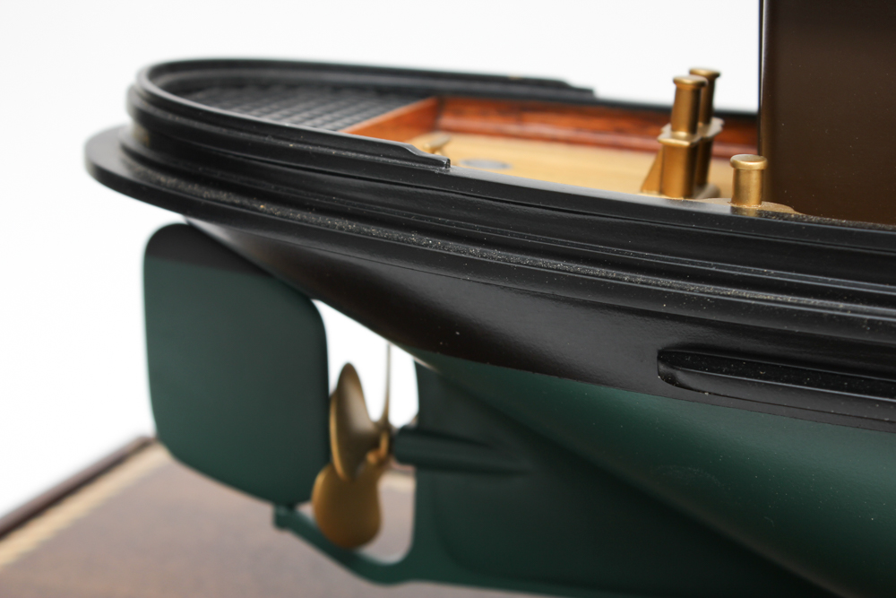"Bath" Model Tugboat with Case and Book