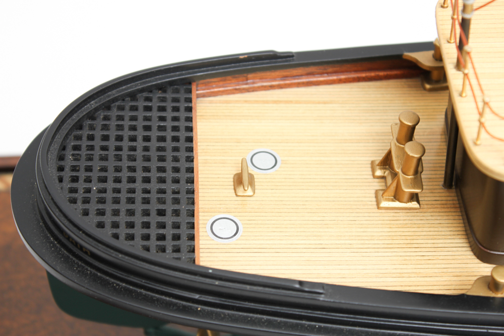 "Bath" Model Tugboat with Case and Book