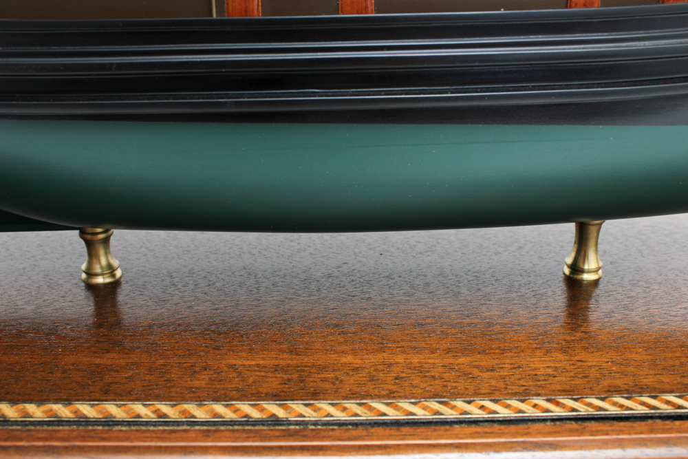 "Bath" Model Tugboat with Case and Book