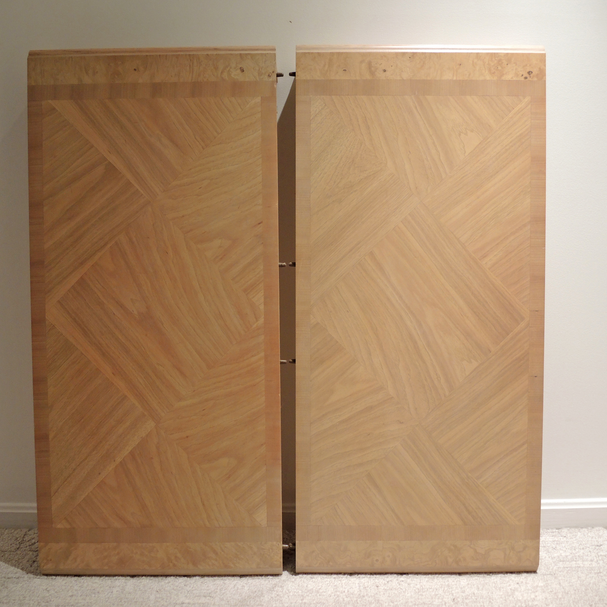 Thomasville French Provincial Style Dining Table and Six Chairs