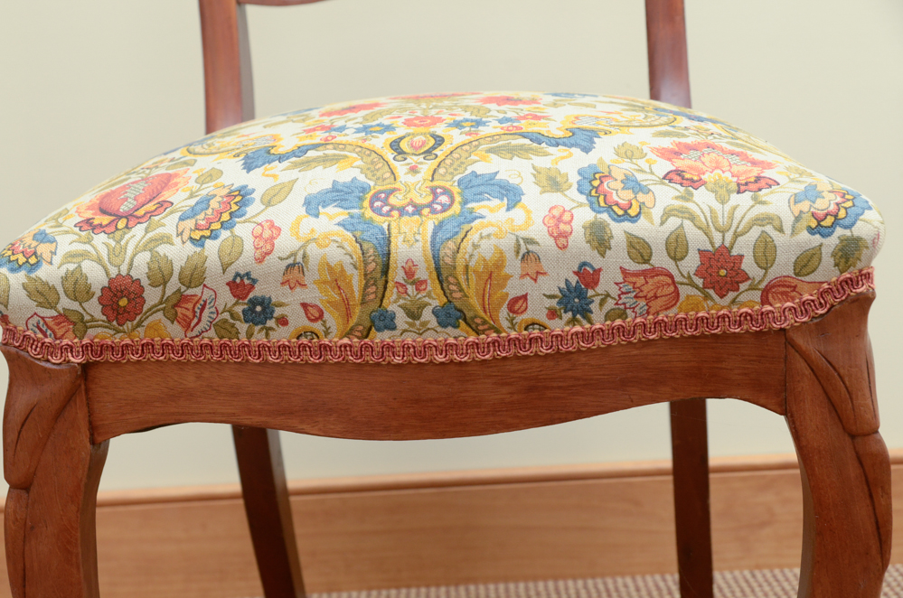 Late 19th Century Victorian Walnut Side Chair