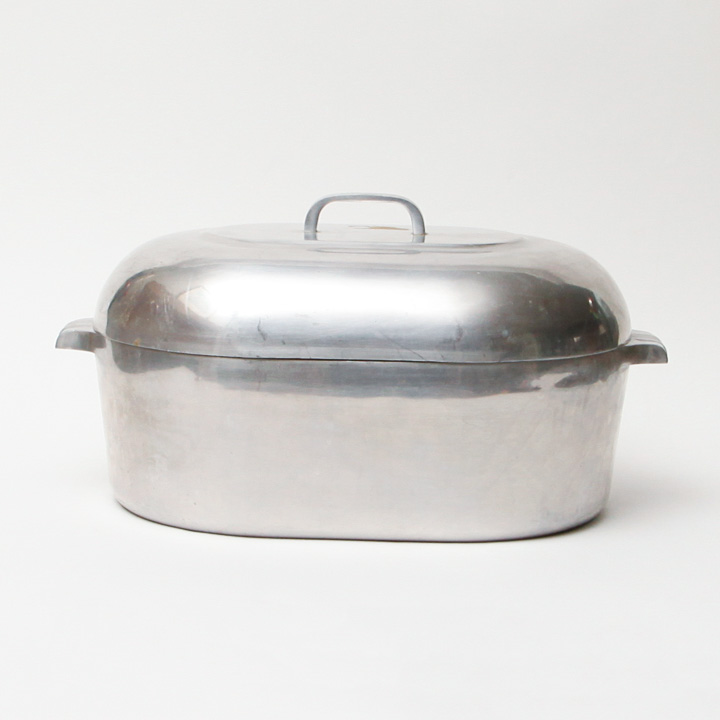 Wagner Ware Magnalite Cast Aluminum Dutch Oven