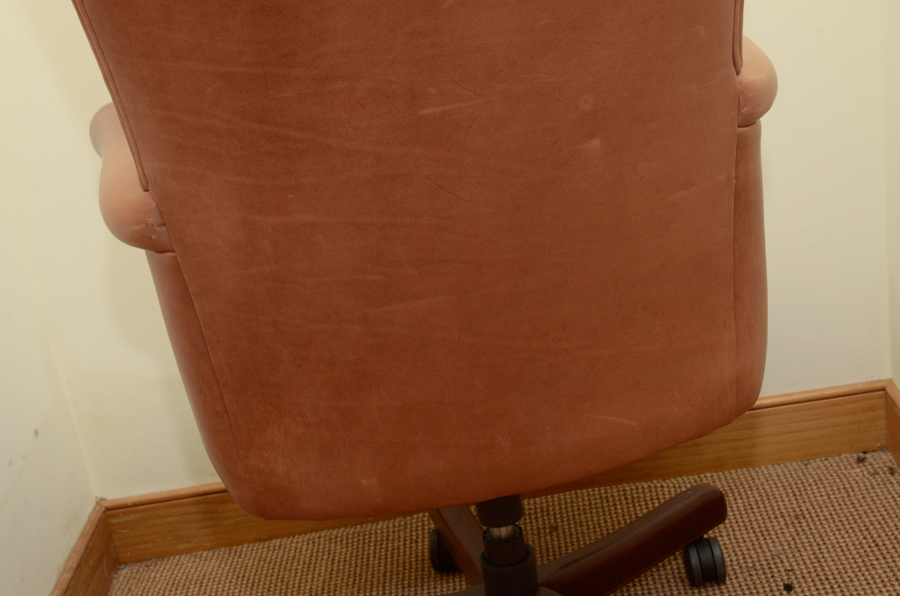 Contemporary Leather Office Armchair