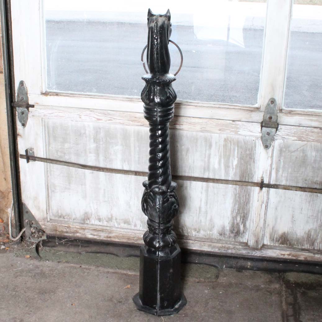 Aluminum Horse Head Hitching Post